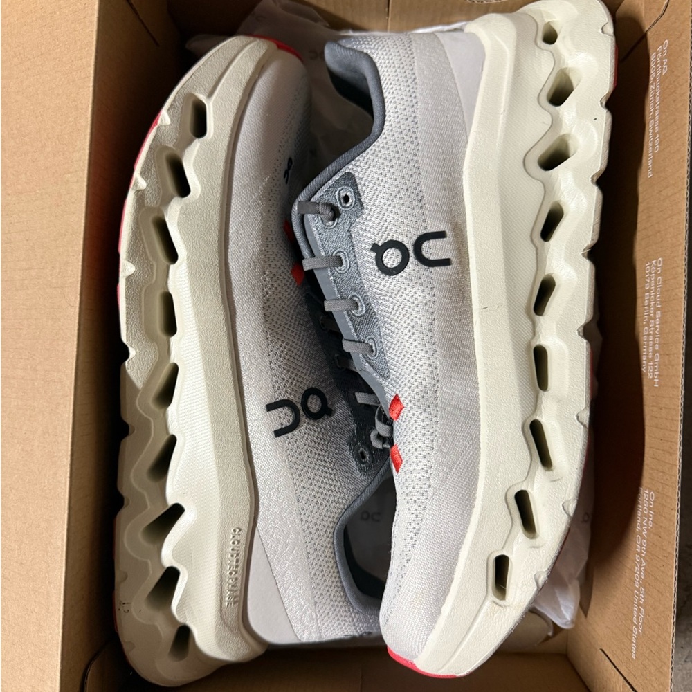 On Running Cloudstratus in Gray and White with Red Accents